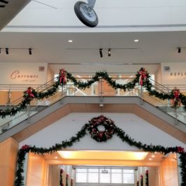 Indoor holiday decor