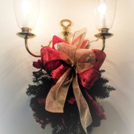 Indoor holiday decor details