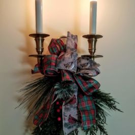Indoor holiday decor details