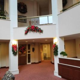 Indoor holiday decor