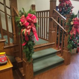 Indoor holiday decor