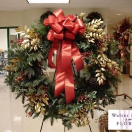 Holiday wreath